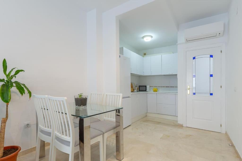 Apartamento Suite Centrico Málaga Exteriör bild